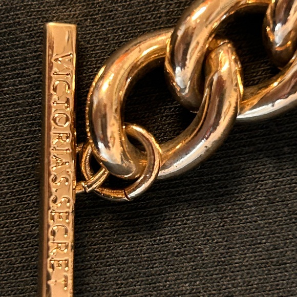VICTORIA’S SECRET BRACELET. - Picture 3 of 6